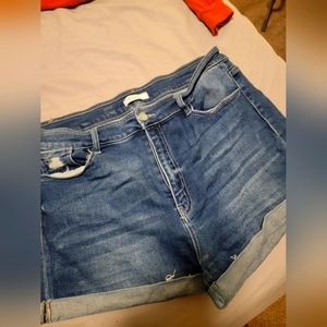 Premium denim shorts